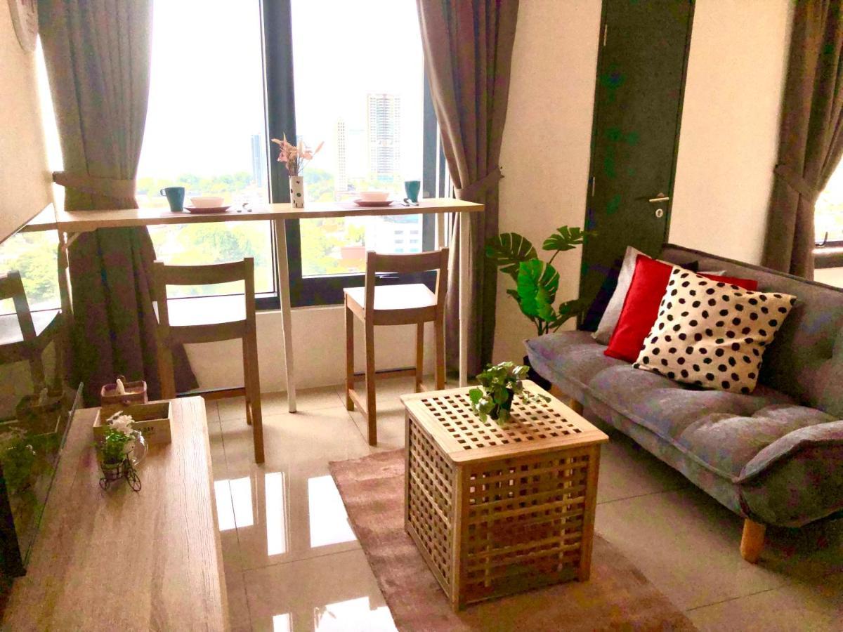 Tropicana 218 Macalister Netflix Unit By Blue Sky Holidays George Town Exterior foto