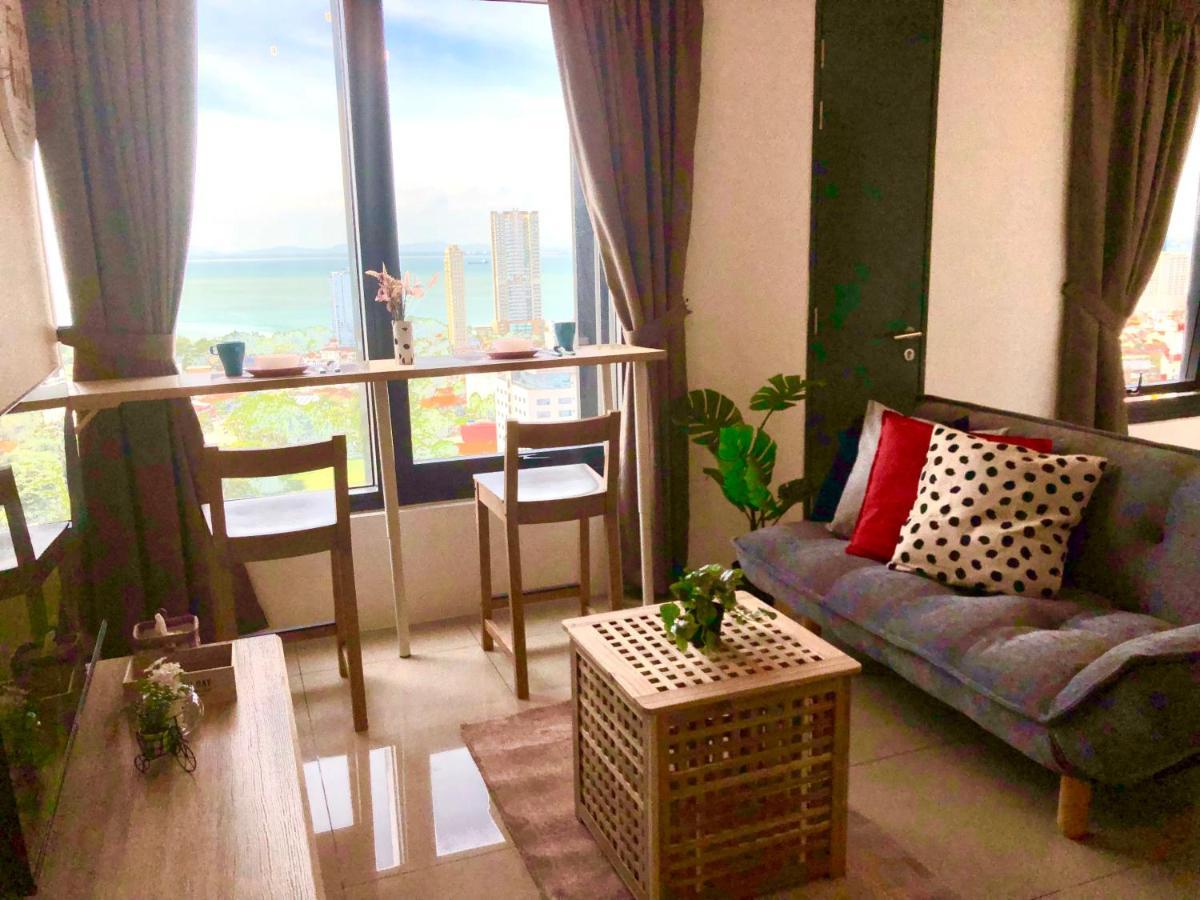 Tropicana 218 Macalister Netflix Unit By Blue Sky Holidays George Town Exterior foto